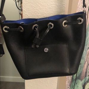 Black crossbody Micheal kors bag